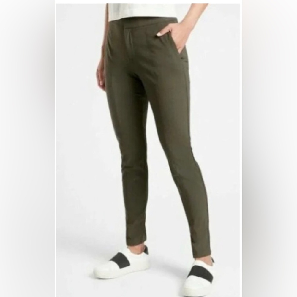 Athleta Wander Stash Skinny Pant olive green size 4